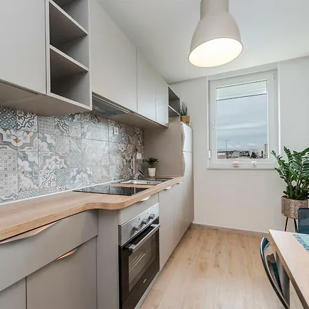 아파트 Seven Apartman *