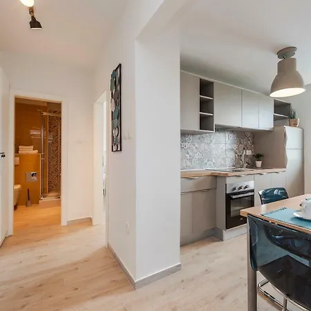 Seven Apartman 자다르